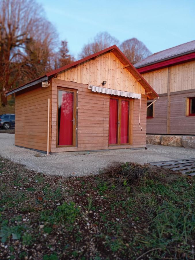 Menetrux-en-Joux La P'Tite Maison Bois Du Herisson מראה חיצוני תמונה