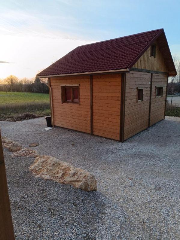 Menetrux-en-Joux La P'Tite Maison Bois Du Herisson מראה חיצוני תמונה